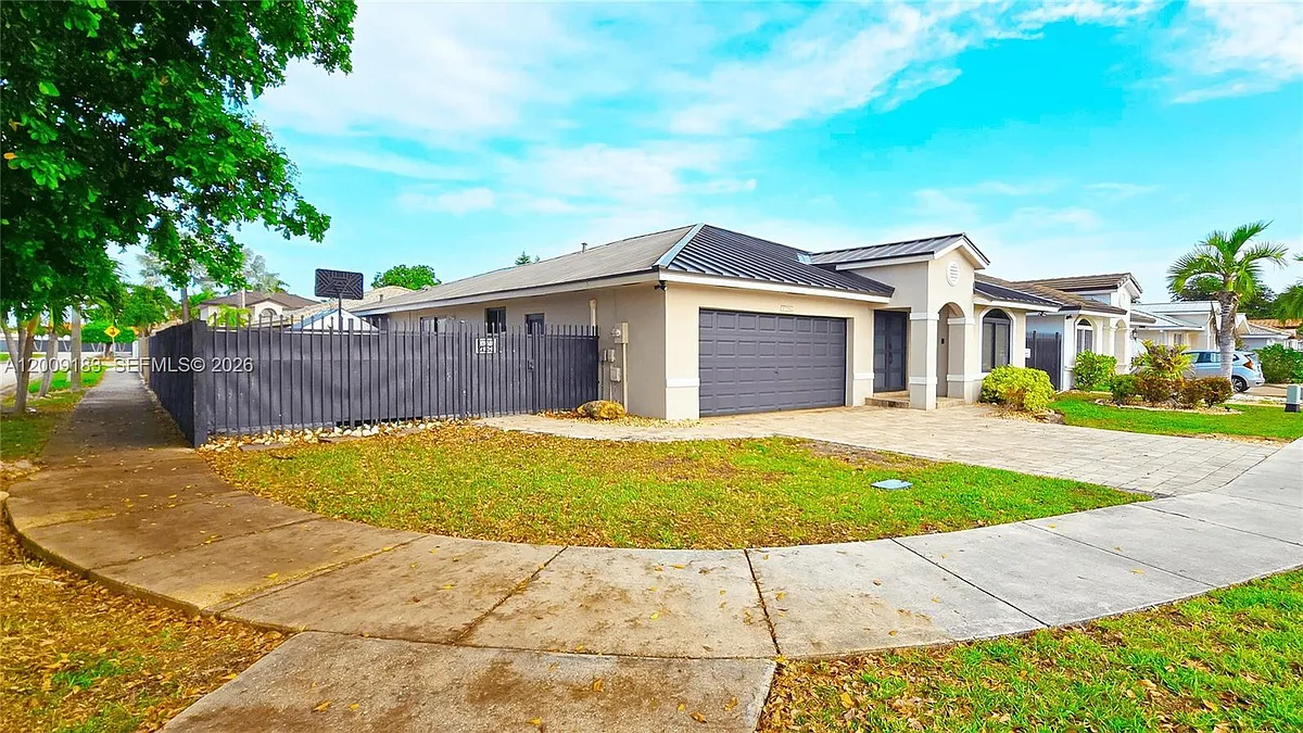 Building Photo - 3796 SW 148th Ct