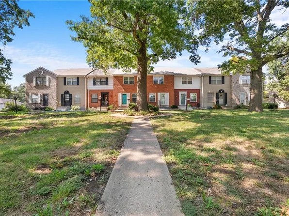 8806 James A Reed Rd, Kansas City, MO 64138
