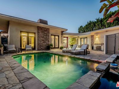 1667 Waynecrest Dr, Beverly Hills, CA, 90210