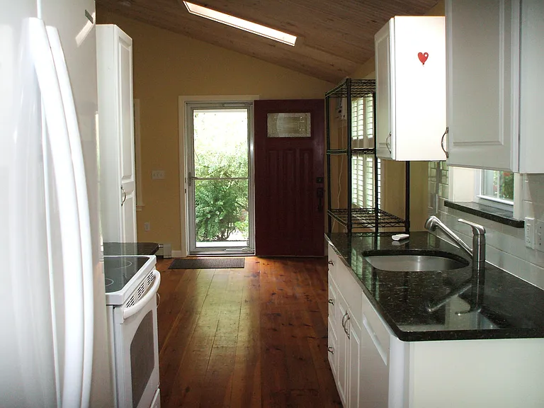 82 Narragansett Ave W #1 — Photo 6