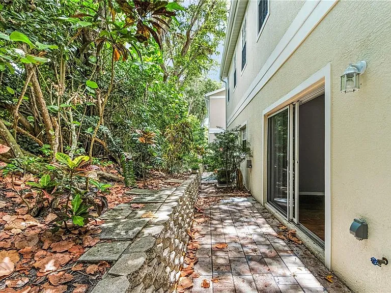 3258 Tamara Dr #2 — Photo 22