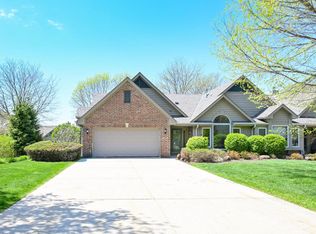 215 Kirkham Ct, Brookfield, WI 53045