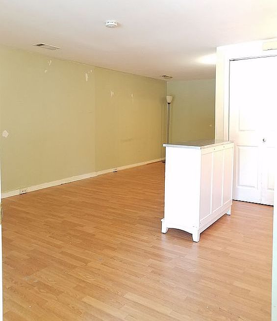 1st image of 9810 Hellingly Pl