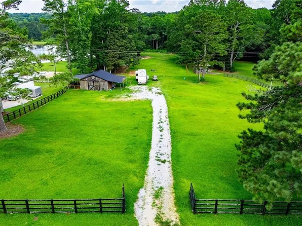 2460 Oak Grove Church Rd #32, Carrollton, GA 30117