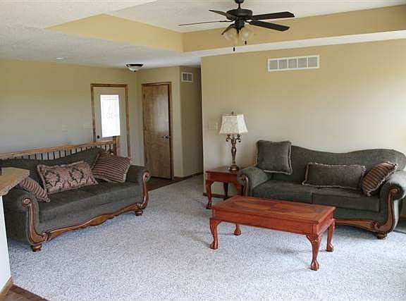 3rd image of 4048 SE Shiloh Ct