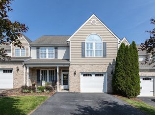 21 Spring View Dr, Staunton, VA 24401