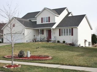 418 Waterview Ln NW, Rochester, MN 55901