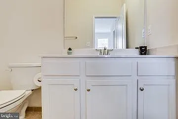 612 Totten Pl NE — Photo 8