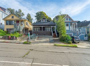 3520 Harrison St, Oakland, CA