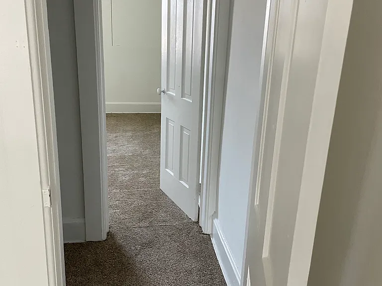 10427 Northwestern Ave #3 — Photo 5