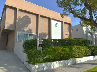 10815 Camarillo St APT 6, North Hollywood, CA 91602