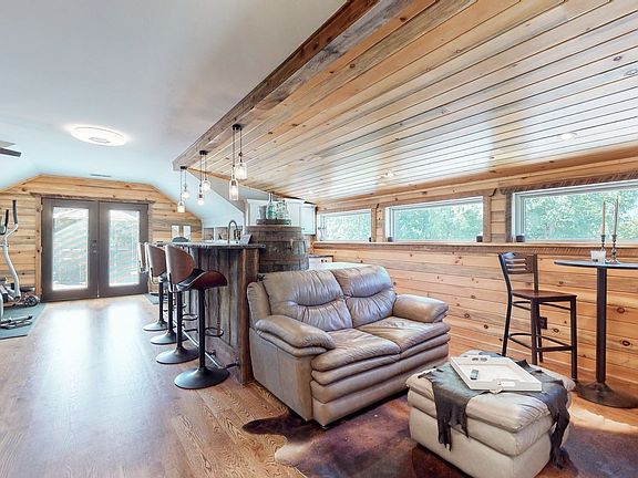 26th image of 2622 Poplar Knoll Dr