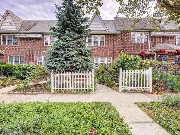 161-10 84th Avenue image 3 of 44