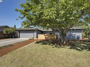 976 NE Baldwin Dr, Hillsboro, OR
