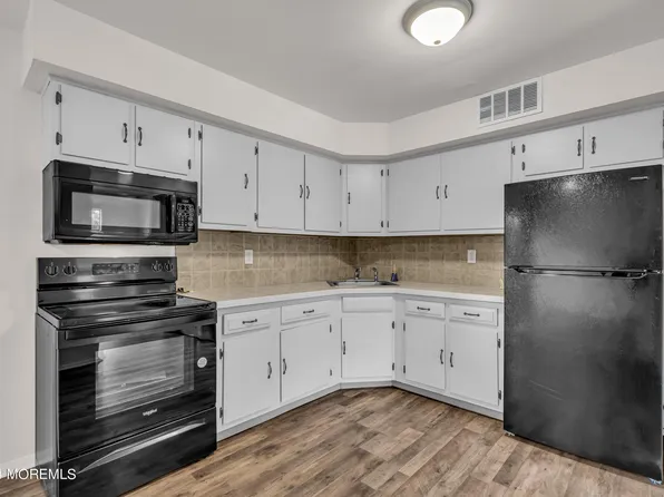 119 Lexington Boulevard, Barnegat, NJ 08005