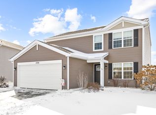 1595 Bayberry Ln, Hampshire, IL 60140