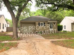 812 S Poplar St, Wichita, KS 67211