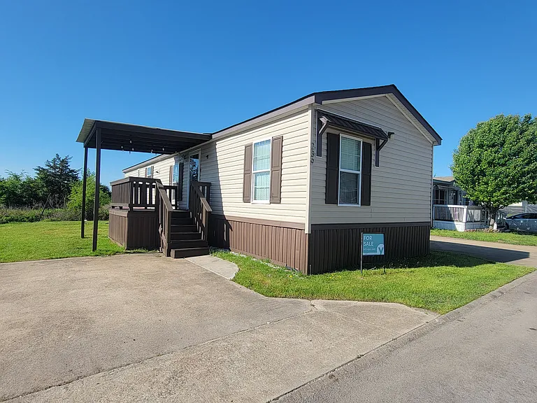 Lakewood Estates (TX) — Photo 9