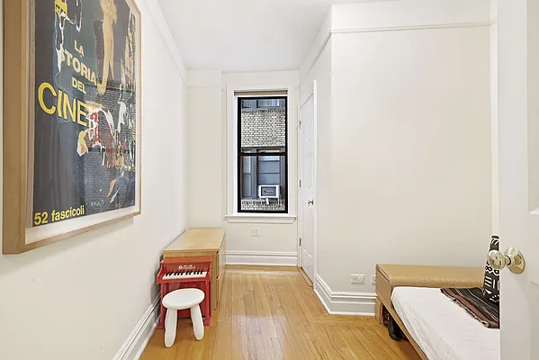 Sold by Compass | media 5