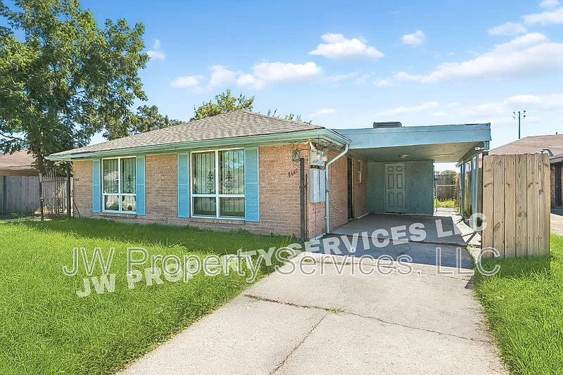 2 bed, 1.0 bath, 1000 sqft, $1,150 — Photo 2