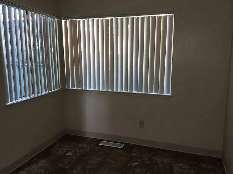1301-1309 Ensenada Dr — Photo 27