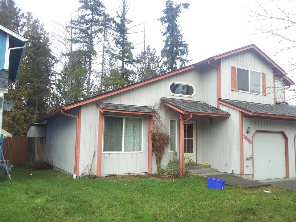 1st image of 1096 NE Regal Ct