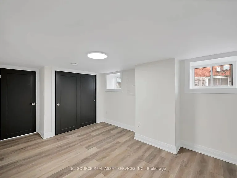 132 Holton Ave S #1 — Photo 10