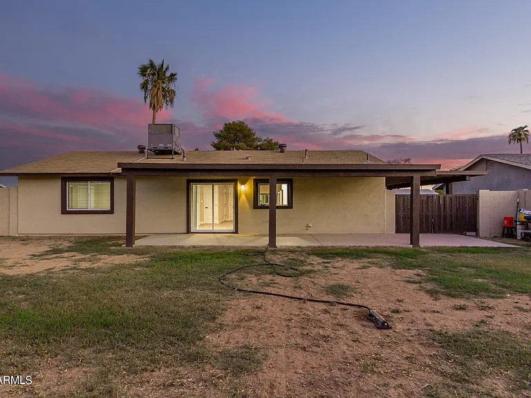 1602 W Rockwood Dr — Photo 39