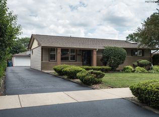 7639 Stickney Ave, Bridgeview, IL 60455