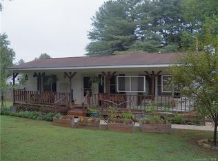 2545 Swanson Rd, Crouse, NC 28033