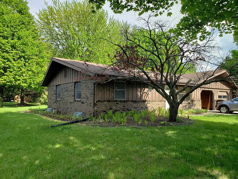 1st image of 4661 W Alice St