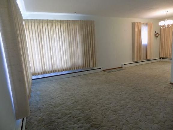 5th image of 3639 Lyndale Dr