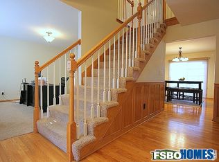 6419 NW 98th St, Johnston, IA 50131