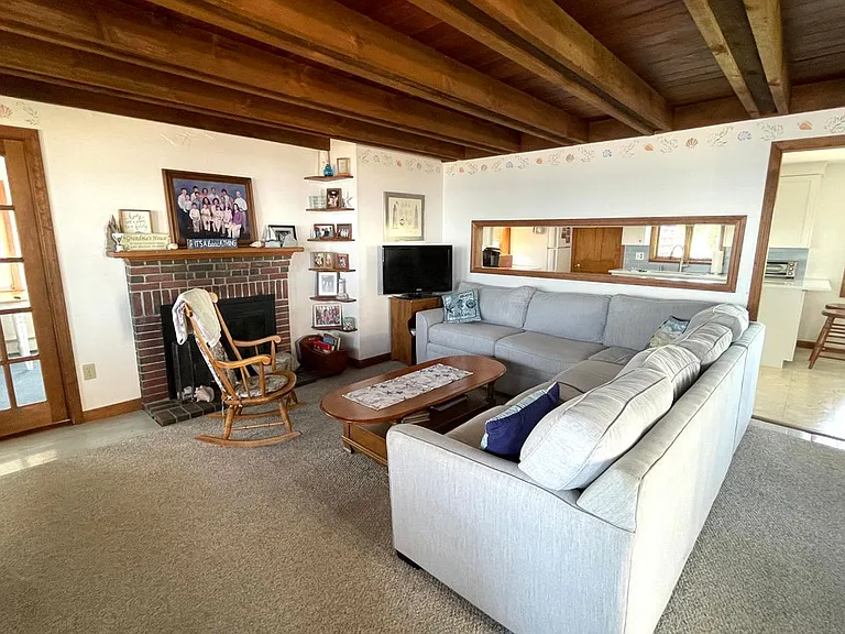 25 Seaside Rd — Photo 11