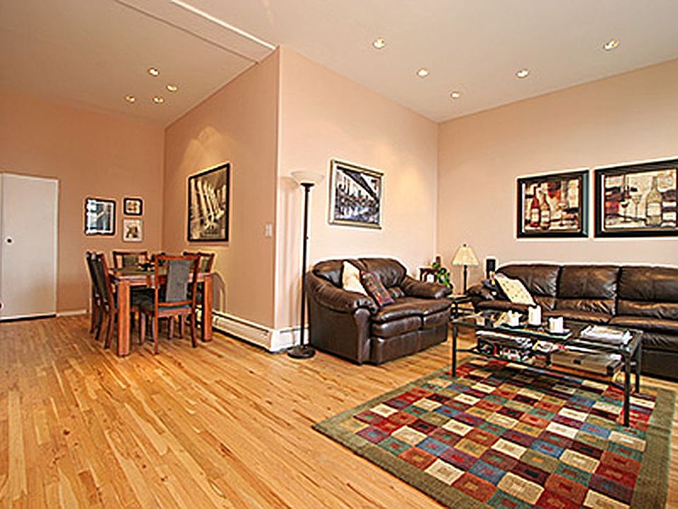 1st image of 250 Mercer St APT B1303