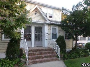 22220 93rd Ave, Jamaica, NY 11428