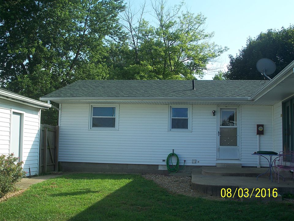 2nd image of 6 Villa Dr