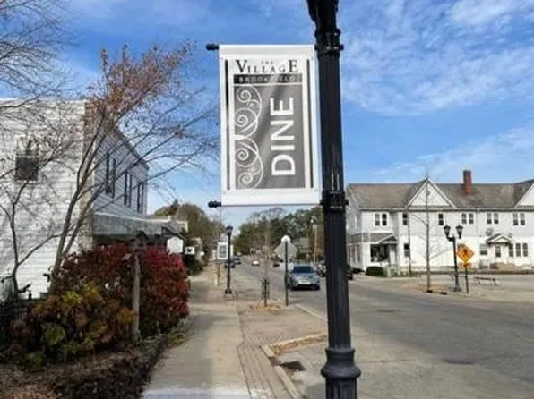 (undisclosed Address), Brookfield, WI 53045