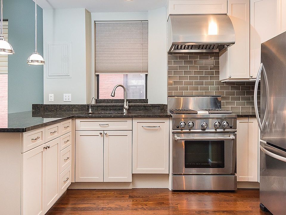 1st image of 3006 29th St APT 3H