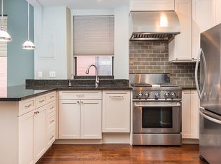 3006 29th St APT 3H, Long Island City, NY 11102