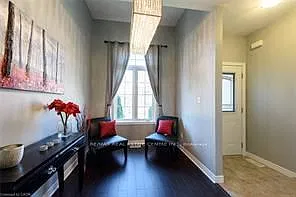 3 bed, $2,900 — Photo 2