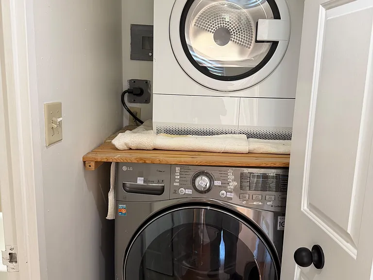 5444 Yonge St #206A — Photo 7