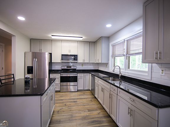 3rd image of 351 Mini Farms Rd