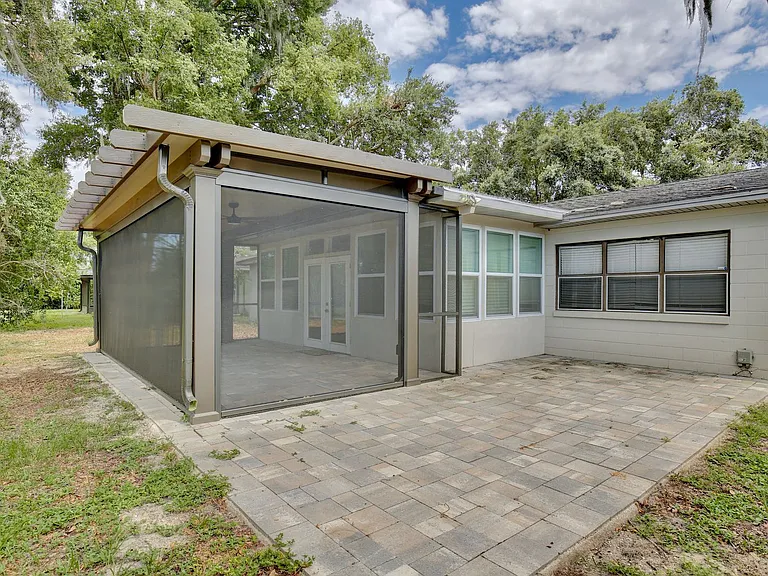 2401 Albert Lee Pkwy — Photo 20