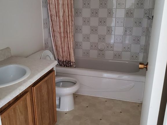 3rd image of 4917 61st Ave #Cs-1bdr