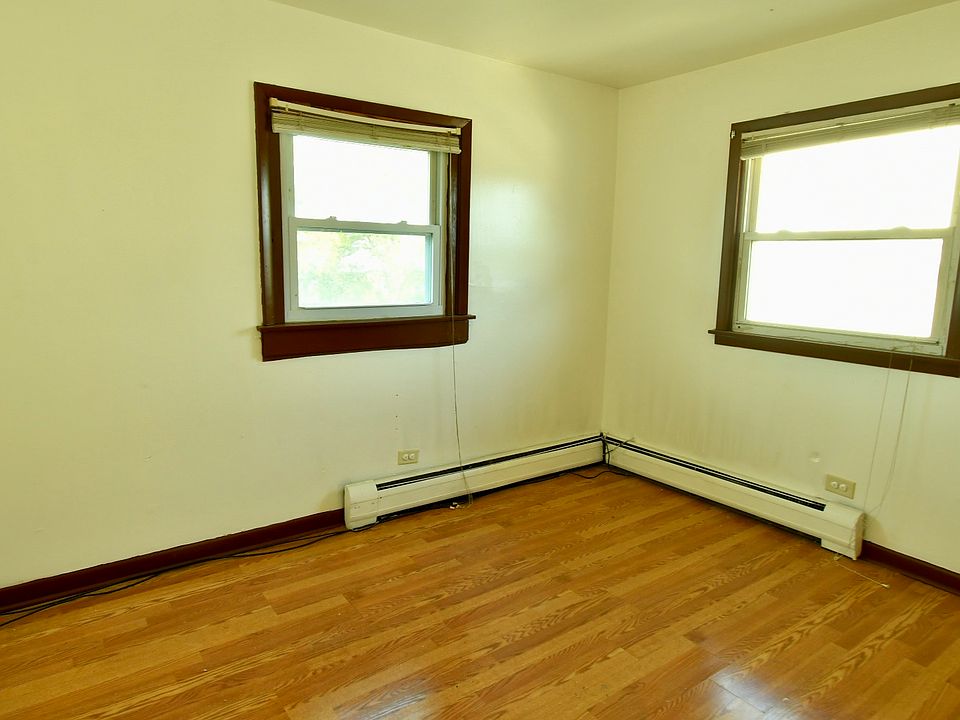 1st image of 1407 E 156th St #2E
