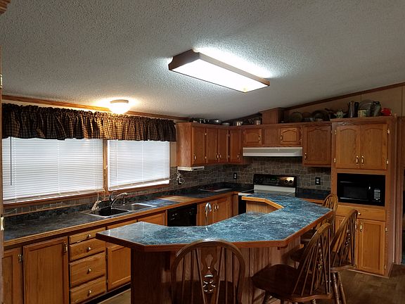 5th image of 1676 E Lakecrest Dr