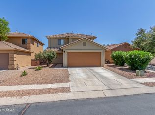 559 W Amber Hawk Ct, Green Valley, AZ 85614