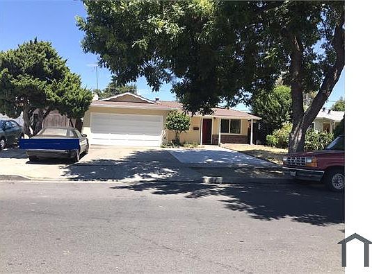 2nd image of 419 Serenade Way