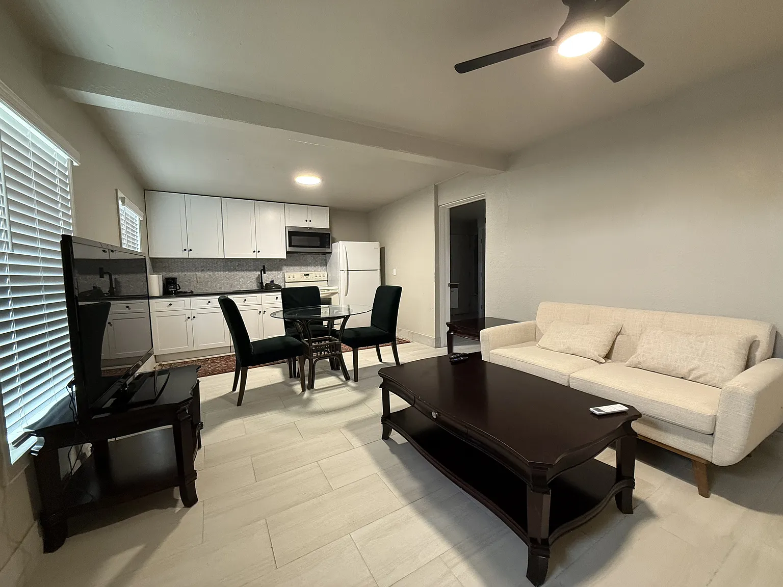 3100 Thomas Avenue -A - 1 — Photo 3